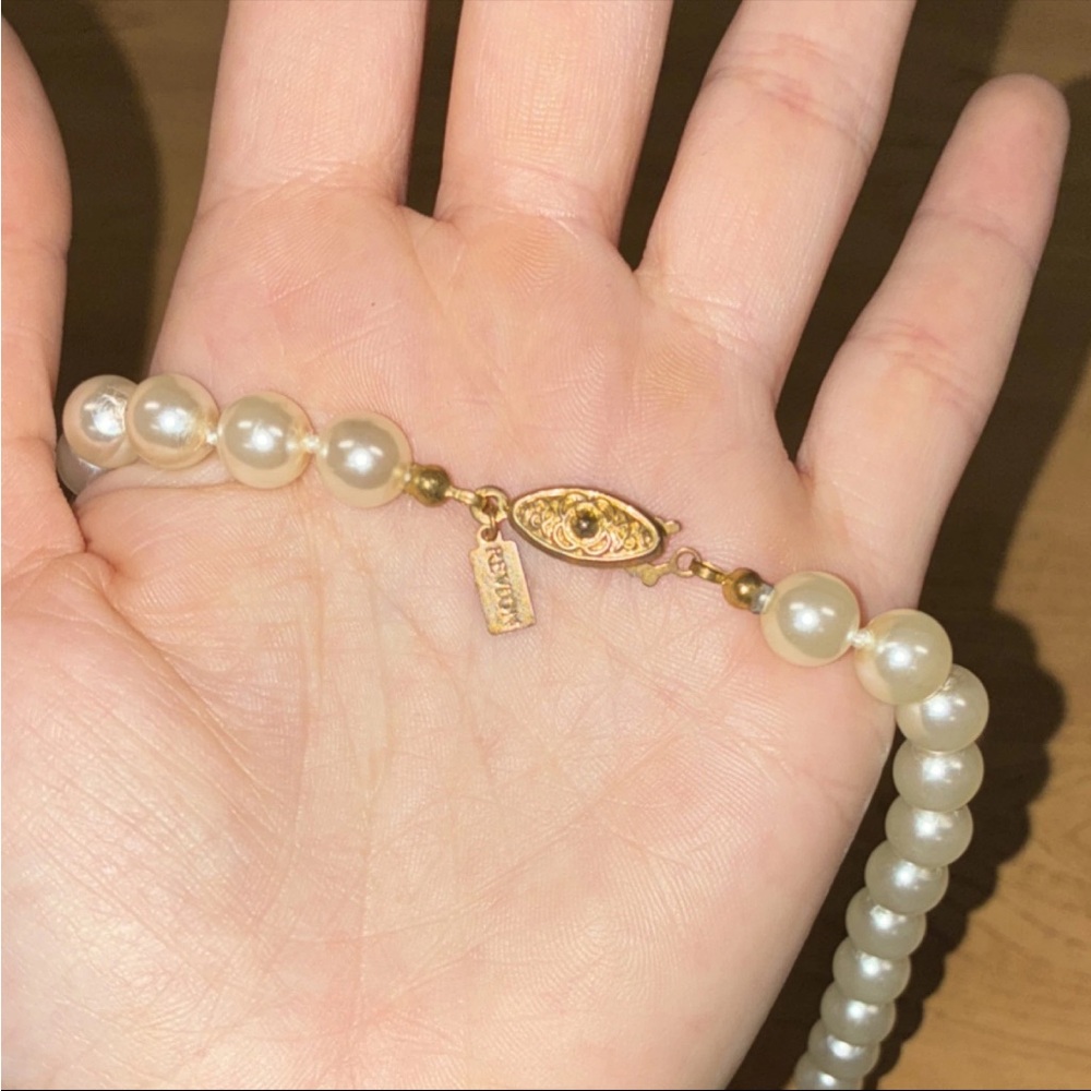 Revlon 24” Faux Pearl Beaded Necklace with Barrel Clasp Vintage/Antique